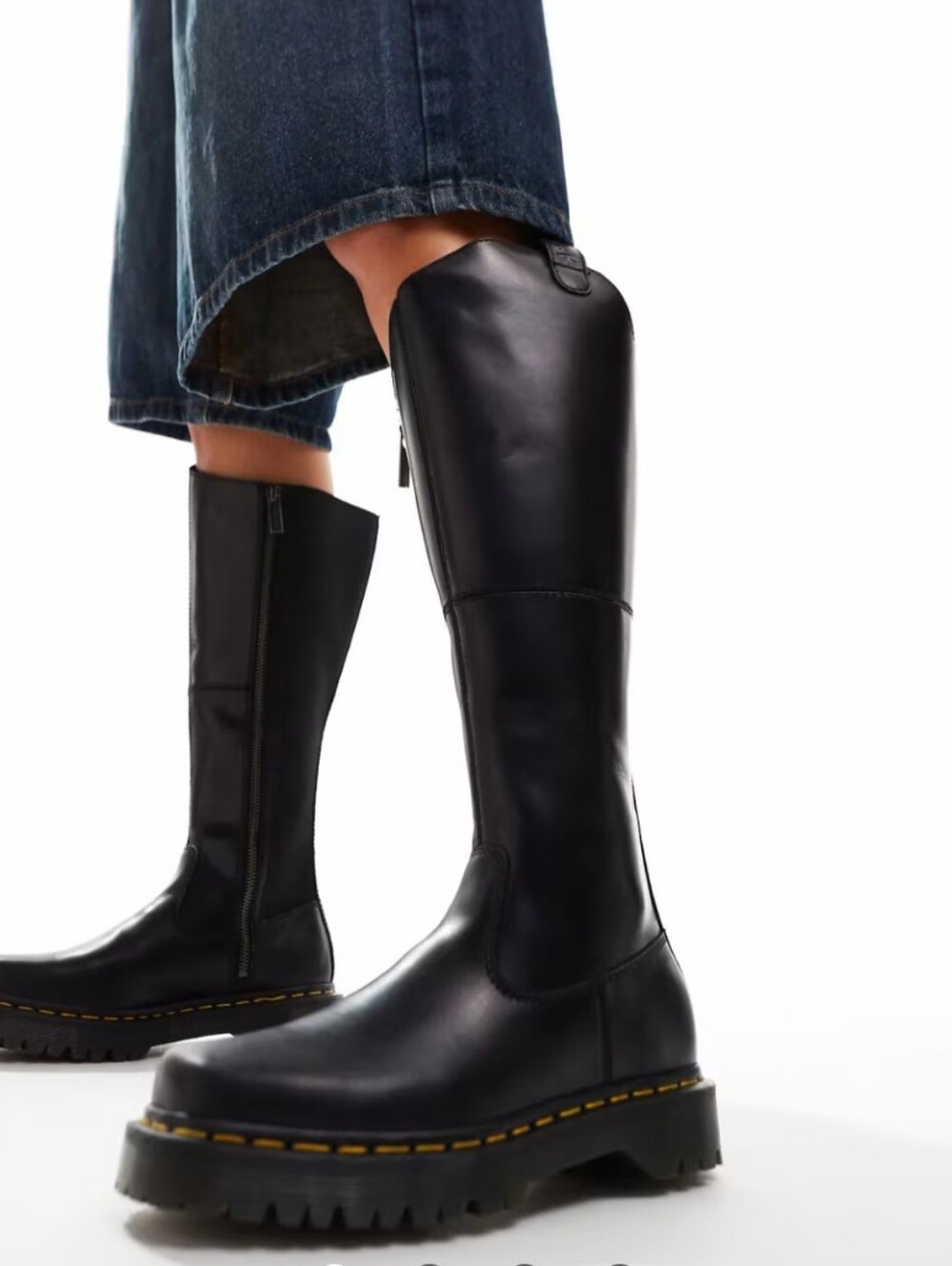 Dr. Martens Amaayah Boot